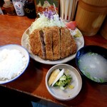 Tonkatsu Taketei - 上とんかつ定食￥1,100