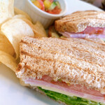 リアン サンドウィッチ カフェ - 