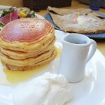 TRITON CAFE DAIKANYAMA - 