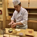 日本橋蛎殻町 すぎた - 美しい所作