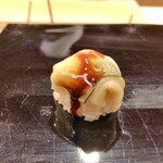 日本橋蛎殻町 すぎた - 穴子握り 塩と煮詰め ハーフ＆ハーフ