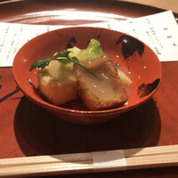 日本料理 つるま - 海老しんじょう春キャベツ