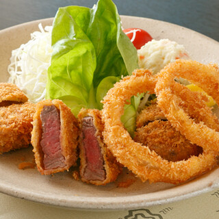 落ち着いた空間で味わう、贅沢なランチメニューの数々