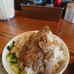 古川屋台 ソウヅ - ご飯にスープを適量掛けました