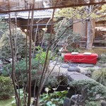 東京 芝 とうふ屋うかい - 個室から庭園が望めます