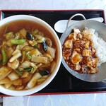 南洋飯店 - 五目つゆそば&麻婆豆腐丼セット1080円