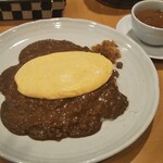 ルー・ド・メール - キーマカレーオムレツのせ