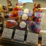 パティスリー ロタンティック - オーボンビュータンを彷彿させるタルト・オ・フリュイ