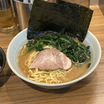 横浜ラーメン 渡来武 - 