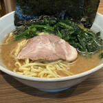 横浜ラーメン 渡来武 - 