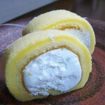 LAWSON - 料理写真:もち食感ロール