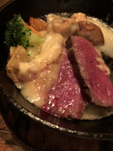 池袋の肉バル Carne image