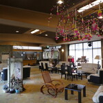 松伯亭あづま荘 - ロビーの様子