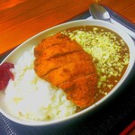 Ginza Kare - 特盛りカレー(¥650)
                        チーズ(¥180)
                        とんかつ(¥280)