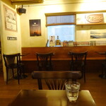 フィガロ - 店内