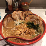 麺場 田所商店 - 焼いたチャーシューが香ばしい