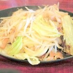 ぶたまる食堂 - 肉野菜炒め