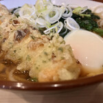 そばの神田 東一屋 - 先端に着目する。