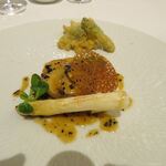 シェ・イノ - 手長海老と帆立の真丈を筍で挟んで