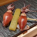 匠 進吾 - ホタルイカと蕗の串焼き