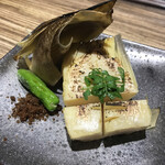 快食倶楽部　万年 - 新竹の子、焼。とうもろこしのような甘い香りと風味。こんな甘い竹の子初めて食べた！