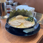 横浜家系ラーメン 鶴乃家 - 