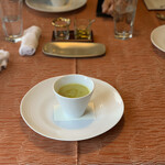 えびす亭 - グリーンピースのスープ