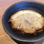 うさ担 - 炙り焼豚（クーポン）無料