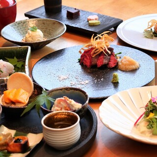 使用融化的腐竹和京都Fuyaka的生面筋的午餐套餐