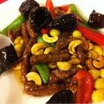 Sichuan Hana - 宮保牛肉（牛肉の唐辛子炒め）