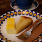 轟 - 洋梨タルトとチーズケーキのハーフ＆ハーフ（500円）