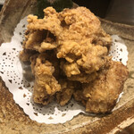 海鮮中華酒場 ドラゴン大飯店 - ドラゴン大飯店の鶏カラ