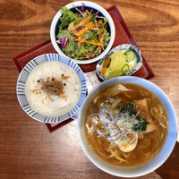 圓 弁柄 渋谷ストリーム - 