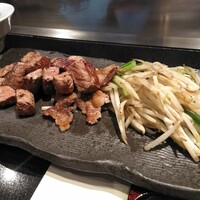 神戸牛 鉄板焼 リオ 大阪御堂筋店 - 