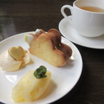 三日月 - レーズンサンド