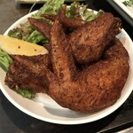 鉄板居酒屋 へらちょんぺ - 手羽先からあげ（600円）