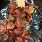 鉄板居酒屋 へらちょんぺ - ソーセージ盛り合わせ（650円）