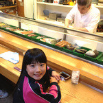 鮨天 - 空腹で笑っていてもひきつっている次女