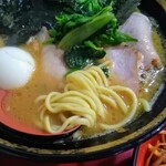 麺アップ