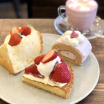 おやつカフェ ホリック - いちごタルト、バニラシフォン、桜のロールケーキ、桜ラテ♡