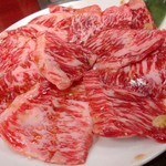 カルビ(並）780円也×2人前。これで並やで、並。十分や。旨い。