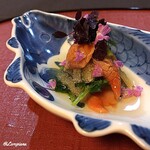 御料理 寺沢 - 赤貝と子持ち昆布の葉山葵和え