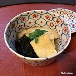 御料理 寺沢 - 煮牡蠣､若芽､お揚げさんの炊合せ