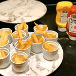 ザ・テラス - フライドポテトも小分け