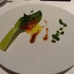 ハジメ - 5、サクラマス。脂ののった魚をとろけるような柔らかさに調理