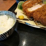 こだわりとんかつ カツ陣 - 