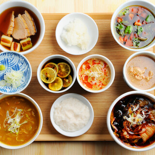 11 types of soba soup! We offer a diverse lineup of Japanese Ethnic Cuisine and ethnic items♪
