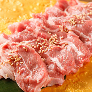 Fresh lamb meat has no odor and is juicy and tender!