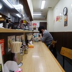 めん屋 かみいた - 店内
