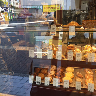 とらやベーカリー_2